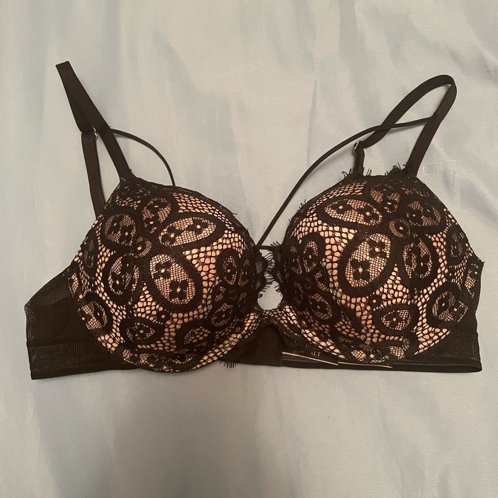 BRA - 34B Victoria’s Secret Bombshell Push-Up Lace